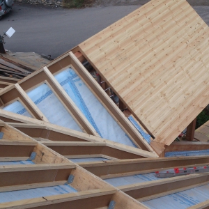 Rénovation énergétique et ouverture d'une lucarne à Saint Martin de Queyrière